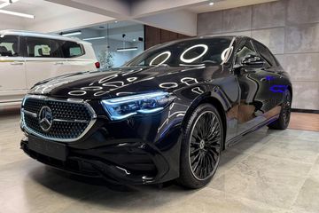 Mercedes Klasa E 220 d  4-Matic AMG