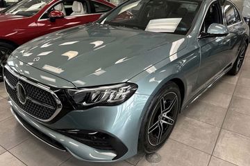Mercedes Klasa E 200 4-Matic AMG