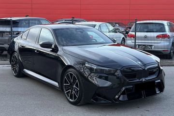BMW Seria 5 M5