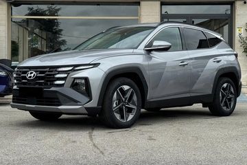 Hyundai Tucson 1.6 T-GDi HEV Smart 2WD aut