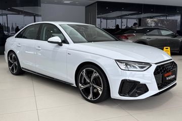 Audi A4 35 TFSI S Line