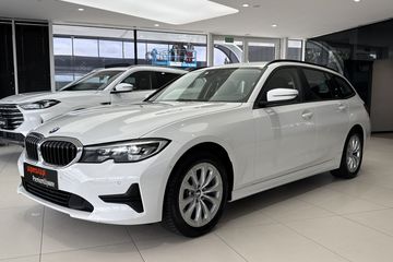 BMW Seria 3 320d Xdrive Advantage