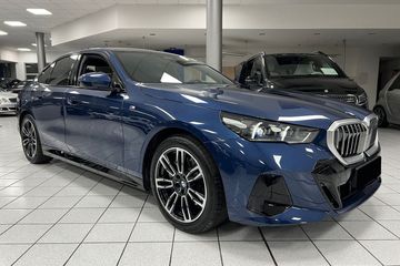 BMW Seria 5 520d xDrive M Sport