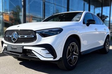 Mercedes GLC Coupe 300 4-Matic AMG Line