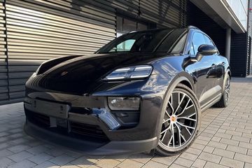 Porsche Macan 4