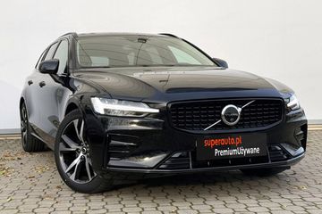 Volvo V60 B4 B Plus Dark