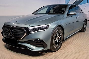 Mercedes Klasa E 220 d  4-Matic AMG