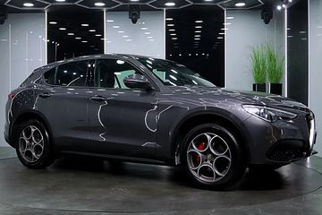 Alfa Romeo Stelvio Turbo Q4