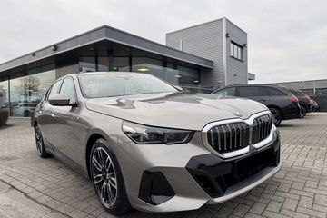 BMW Seria 5 520d xDrive M Sport
