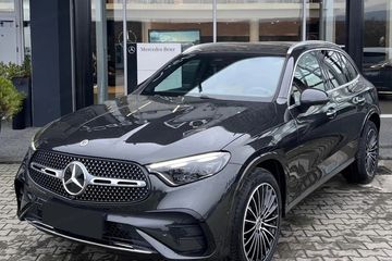 Mercedes GLC 300 e 4-Matic AMG Line