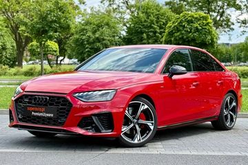 Audi A4 40 TFSI quattro S Line