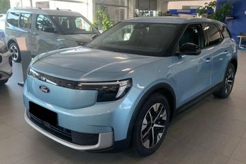 Ford Explorer 77kWh RWD