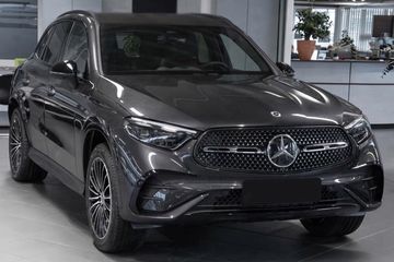 Mercedes GLC 300 4-Matic AMG Line