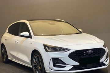 Ford Focus ST-Line X 1.0 EcoBoost