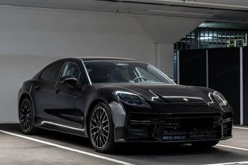 Porsche Panamera 4S E-Hybrid