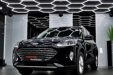 Ford Kuga 2.5 FHEV Titanium