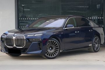BMW Seria 7 740d xDrive M Sport