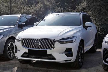 Volvo XC60 B5 AWD Core