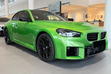 BMW Seria 2 M2