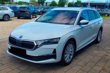 Skoda Octavia Selection 1.5 TSI mHEV DSG