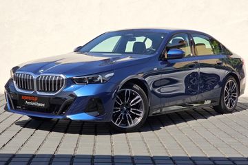 BMW Seria 5 520d xDrive M Sport aut