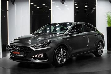 Hyundai i30 Fastback 1.5 T-GDI 48V Smart DCT