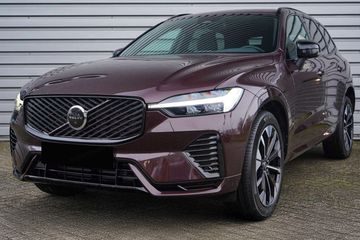 Volvo XC60 B5 AWD Ultra Dark