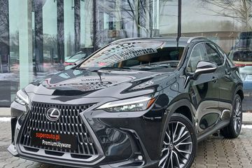 Lexus NX 350h Omotenashi AWD