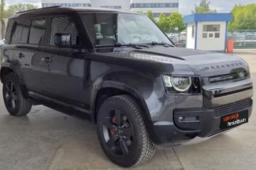 Land Rover Defender 110 D300 X