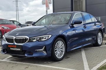 BMW Seria 3 320d xDrive Luxury Line
