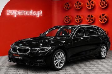 BMW Seria 3 330e xDrive Sport Line aut