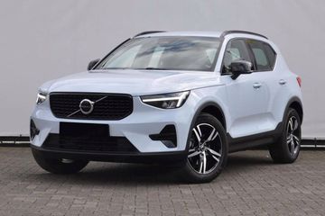 Volvo XC40 B3 Plus Dark