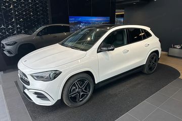 Mercedes GLA 220 4-Matic AMG Line