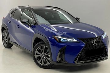 Lexus UX 300h F Sport Design  Full bi-tone 2.0 Hybrid Dynamic Force