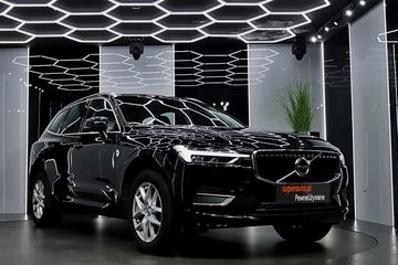 Volvo XC60 T5 Momentum Pro