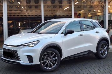 Lexus LBX Elegant 1.5 Hybrid