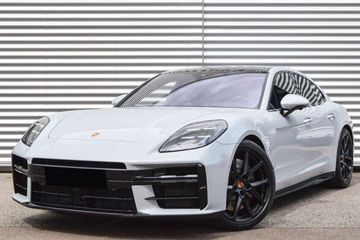 Porsche Panamera 4