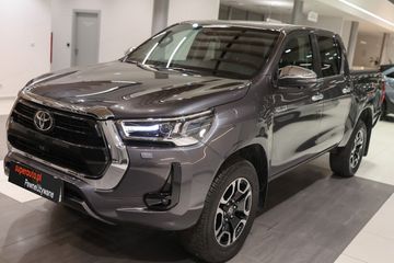Toyota HiLux 2.8 d-4D Mhev Double Cab Executive 4X4