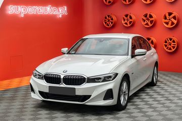 BMW Seria 3 320e PHEV