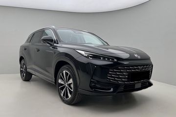 MG HS 1.5T HEV+ Excite aut