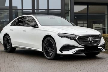 Mercedes Klasa E 200 4-Matic AMG