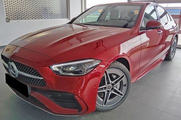 Mercedes Klasa C 220 d  4-Matic AMG