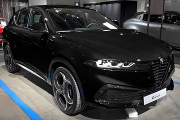 Alfa Romeo Tonale IBRIDA Sport Speciale