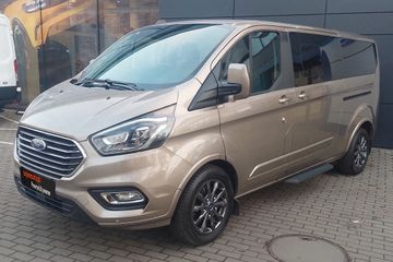 Ford Tourneo Custom L2H1 Titanium