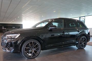 Audi Q7 SQ7 TFSI quattro