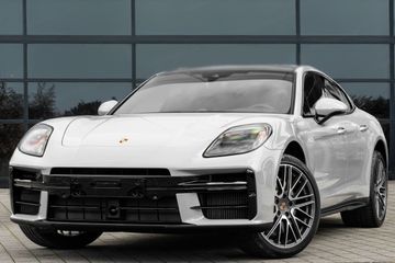 Porsche Panamera GTS