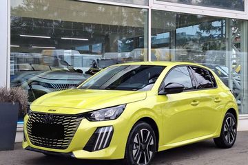 Peugeot 208 Allure 1.2 PureTech