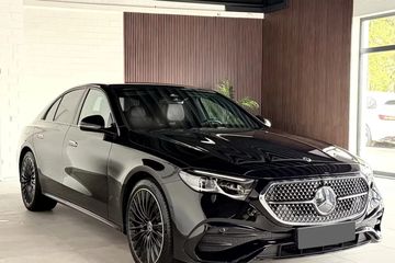 Mercedes Klasa E 220 d 4-Matic AMG