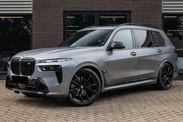 BMW X7 M60i xDrive