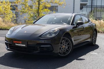 Porsche Panamera 4 e-Hybrid